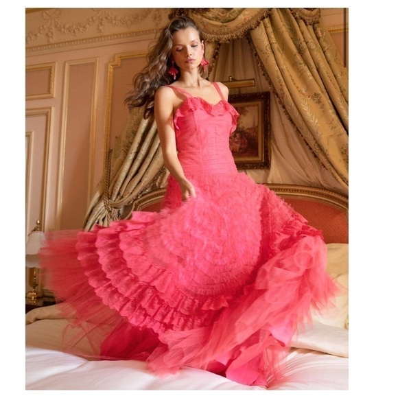 LoveShackFancy Sharelle Tiered Tulle Gown - Picture 4 of 13